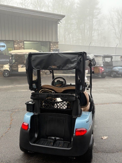 2017 Precedent 2 Passenger FLA - Image 3