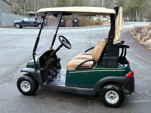 2016 Precedent 2 Passenger FLA - Image 4